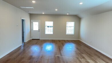 2604 Kathleens Crossing in Yukon, OK - Building Photo - Building Photo