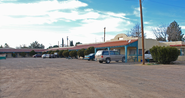 Manzano Grande Apartments in Las Cruces, NM - Building Photo - Building Photo