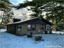 1320 12th Ave in Coralville, IA - Building Photo