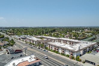 Park Ocean Condos in Long Beach, CA - Building Photo - Building Photo