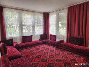 44 Bamford Ave in Watertown, CT - Building Photo - Building Photo