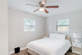 4105 W Bay Ave in Tampa, FL - Building Photo - Building Photo