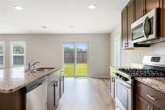 4239 Stuebner Hl Dr in Houston, TX - Building Photo - Building Photo