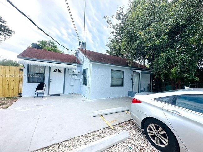 326 NW 96th St in Miami, FL - Building Photo - Building Photo