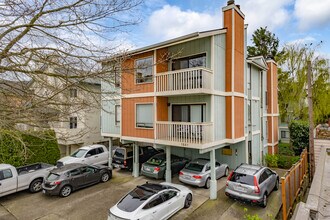 1551 NW 53rd St in Seattle, WA - Foto de edificio - Primary Photo