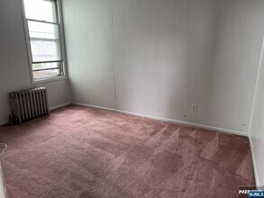 424-426-426 Harrison Ave in Harrison, NJ - Building Photo - Building Photo