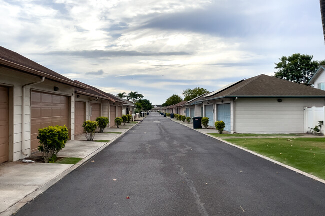 Ke Aina Kai Townhomes in Ewa Beach, HI - Building Photo - Building Photo