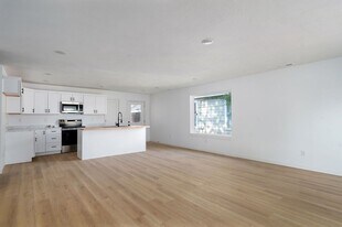 434 W Normal St in Springfield, MO - Building Photo