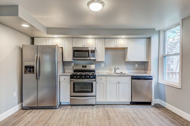 744 Proctor Wy, Unit Apt. 2