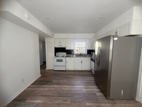 572 Portsmouth Blvd in Portsmouth, VA - Building Photo - Building Photo