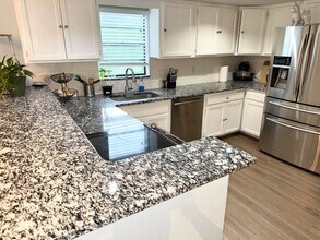 5728 115th Ave in Pinellas Park, FL - Building Photo - Building Photo