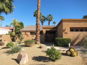 40556 Clover Ln in Palm Desert, CA - Building Photo - Building Photo