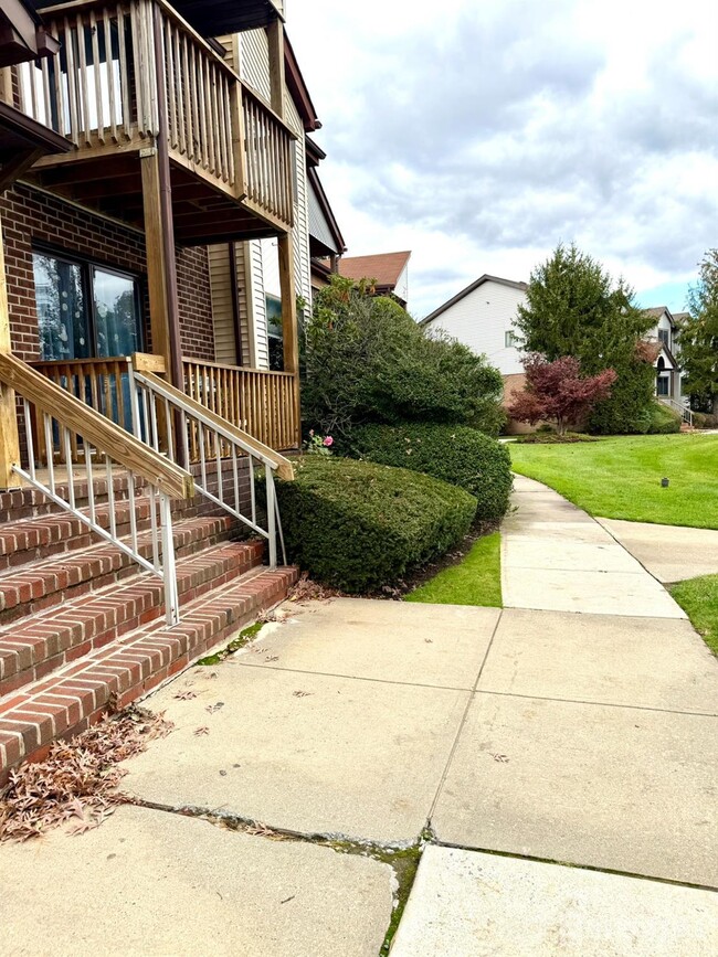 4706 Boice Dr in North Brunswick, NJ - Building Photo - Building Photo