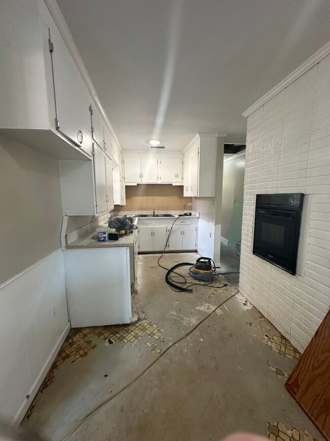 property at 416 N Madison St