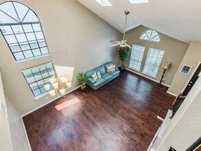 12328 Thompkins Dr in Austin, TX - Building Photo - Building Photo