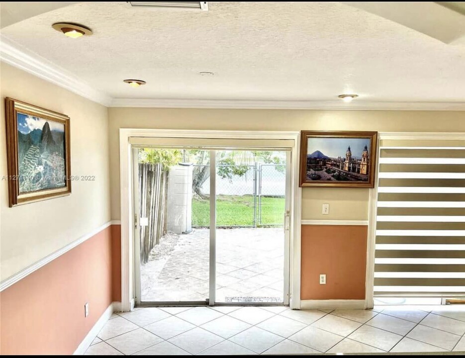 13918 SW 172nd Ter in Miami, FL - Building Photo