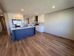 2101 SW 38th St in Lawton, OK - Building Photo - Building Photo