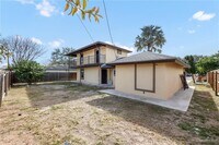 1715 Jim St in Mercedes, TX - Foto de edificio - Building Photo