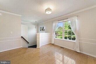 106 McIlhaney Way in Purcellville, VA - Building Photo - Building Photo