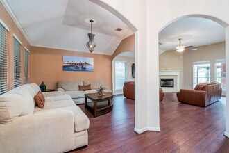 15851 Jamie Lee Dr in Houston, TX - Building Photo - Building Photo