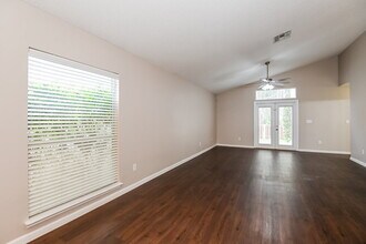 2112 S Cranbrook Ave in St. Augustine, FL - Foto de edificio - Building Photo