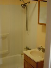 247 Smith Rd in Lake Ronkonkoma, NY - Foto de edificio - Building Photo