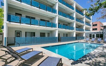 1190 Birch St in Denver, CO - Building Photo - Building Photo