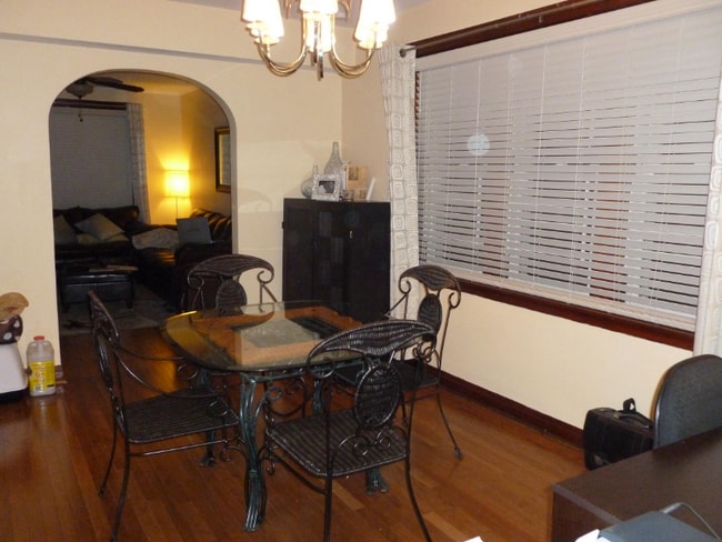 1832 N Marshfield Ave, Unit 1 in Chicago, IL - Foto de edificio - Building Photo