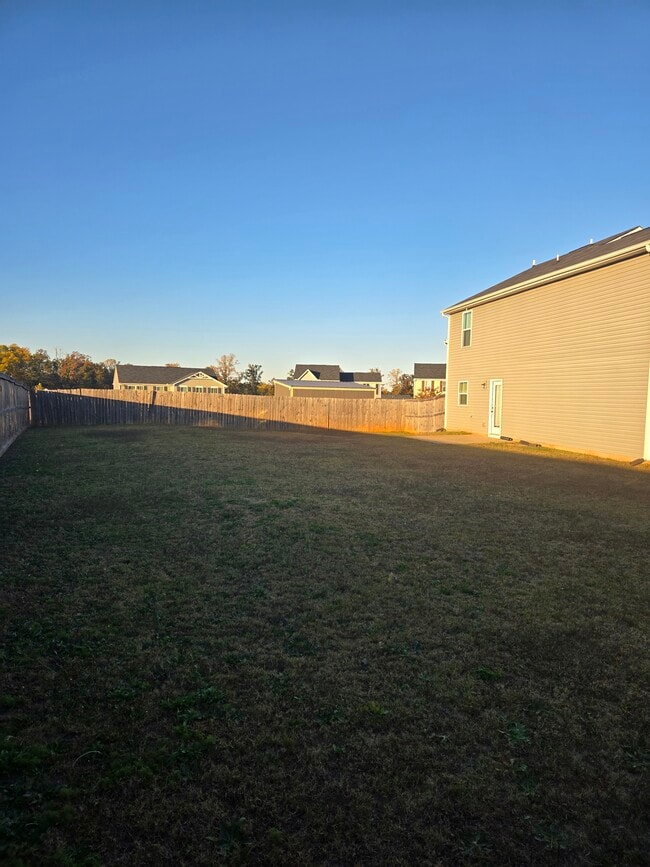 906 Hattie Ln in Lyman, SC - Building Photo - Building Photo