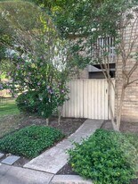 8340 Fathom Cir in Austin, TX - Building Photo