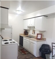 Sugartree Apartments in Mount Morris, MI - Building Photo