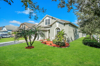 34451 Windknob Ct in Wesley Chapel, FL - Foto de edificio - Building Photo