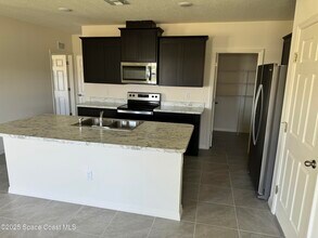 1025 Trinity St in Rockledge, FL - Building Photo - Building Photo