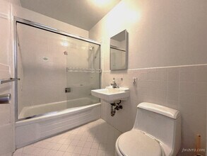 1257 10th Ave in San Francisco, CA - Building Photo - Building Photo