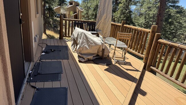 24728 Foothills Dr N in Golden, CO - Building Photo - Building Photo