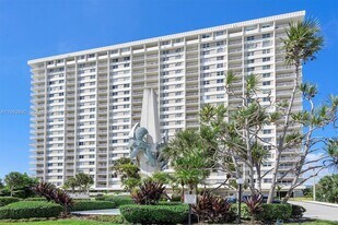 300 Bayview Dr, Unit 1908 in Sunny Isles Beach, FL - Building Photo