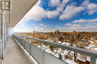 580 Christie St in Toronto, ON - Building Photo - Building Photo