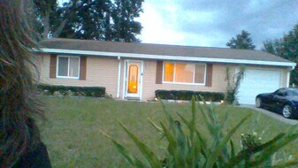 10871 SW 90th Ct in Ocala, FL - Building Photo