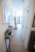 4806 N Magnolia Ave, Unit 211 in Chicago, IL - Building Photo - Building Photo