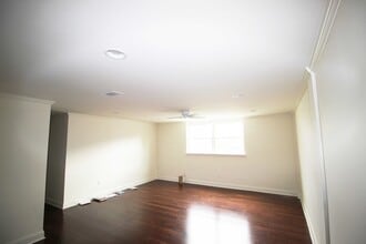 2511 St Charles Ave, Unit 403 in New Orleans, LA - Building Photo - Building Photo