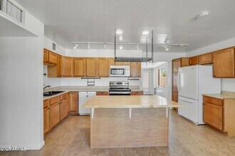 1526 W Huntington Dr in Tempe, AZ - Building Photo - Building Photo