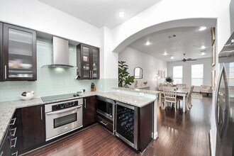 2110 Shearn St in Houston, TX - Building Photo - Building Photo