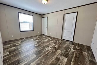 6580 N Hampshire Dr in Holly, MI - Building Photo - Building Photo