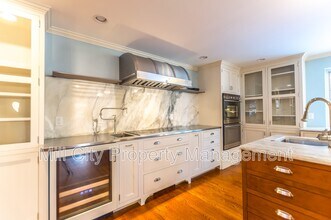 24 Copeland Dr in Hudson, NH - Building Photo - Building Photo