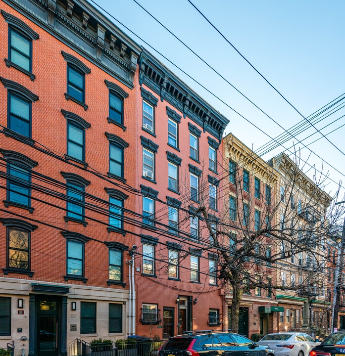 115 Willow Ave in Hoboken, NJ - Building Photo