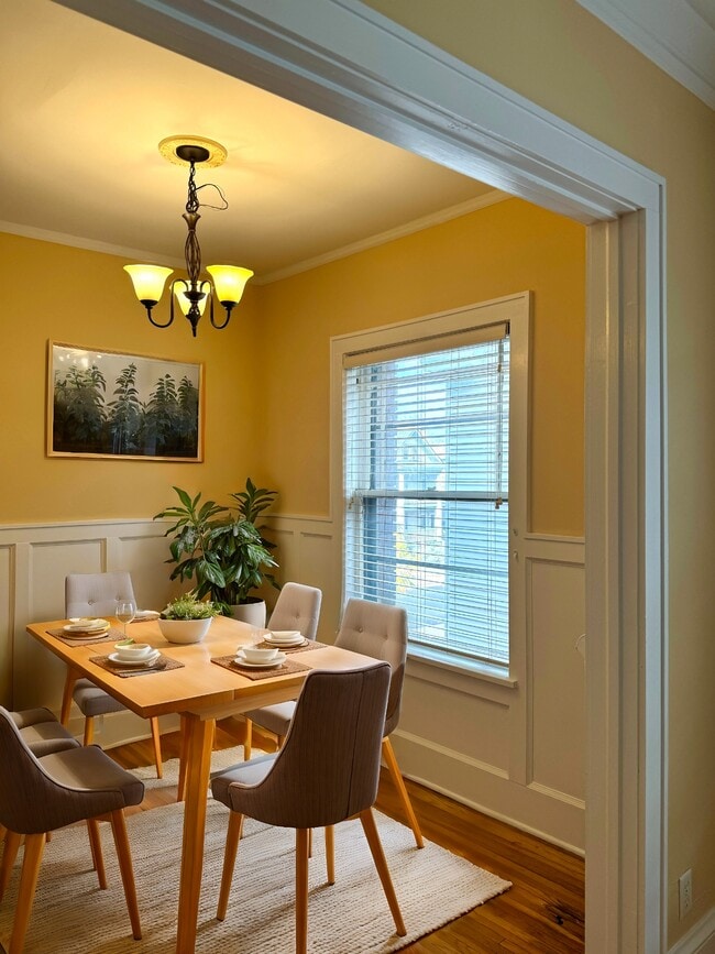 2545 Garfield in Minneapolis, MN - Building Photo - Building Photo