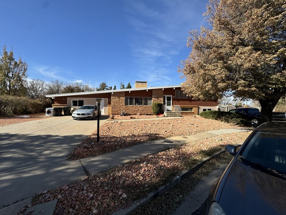 310 S 600 W in Cedar City, UT - Building Photo