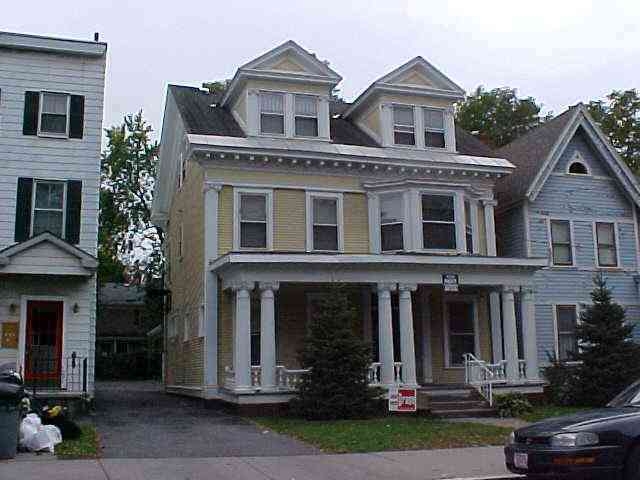 712 Union St in Schenectady, NY - Building Photo