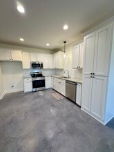 8073 Arnold Rd in Denham Springs, LA - Building Photo - Building Photo