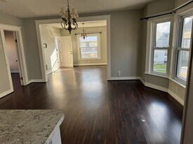 807 Eagle St in Utica, NY - Building Photo